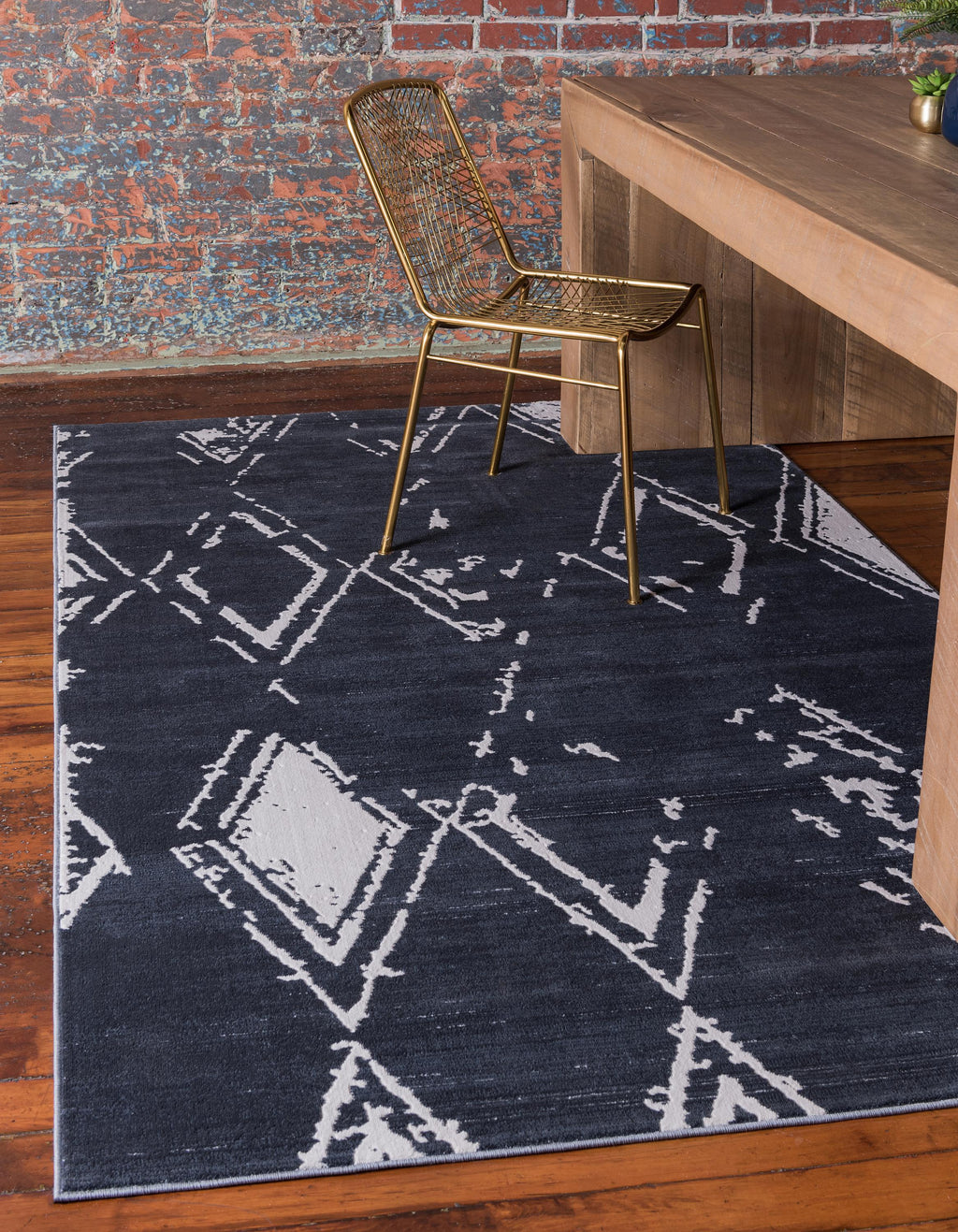 Jakobe - Faded Diamond Pattern Area Rug